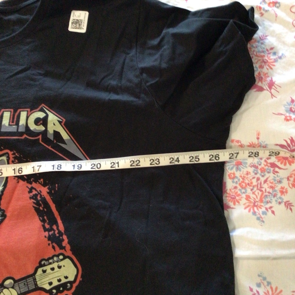 Meowtallica Black Cat T-Shirt - Picture 3 of 6